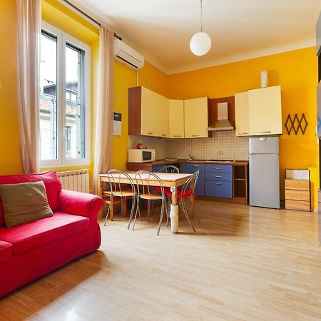 Milano Viale Umbria Colorful Apartment Екстер'єр фото