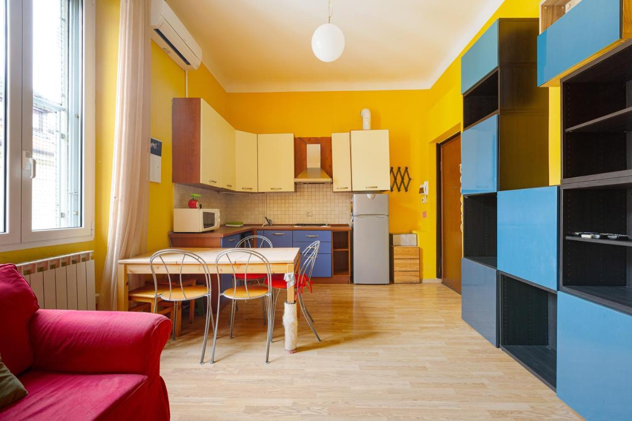 Milano Viale Umbria Colorful Apartment Екстер'єр фото